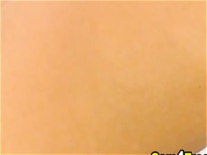 stunning cam female spreads Her legs On webcam